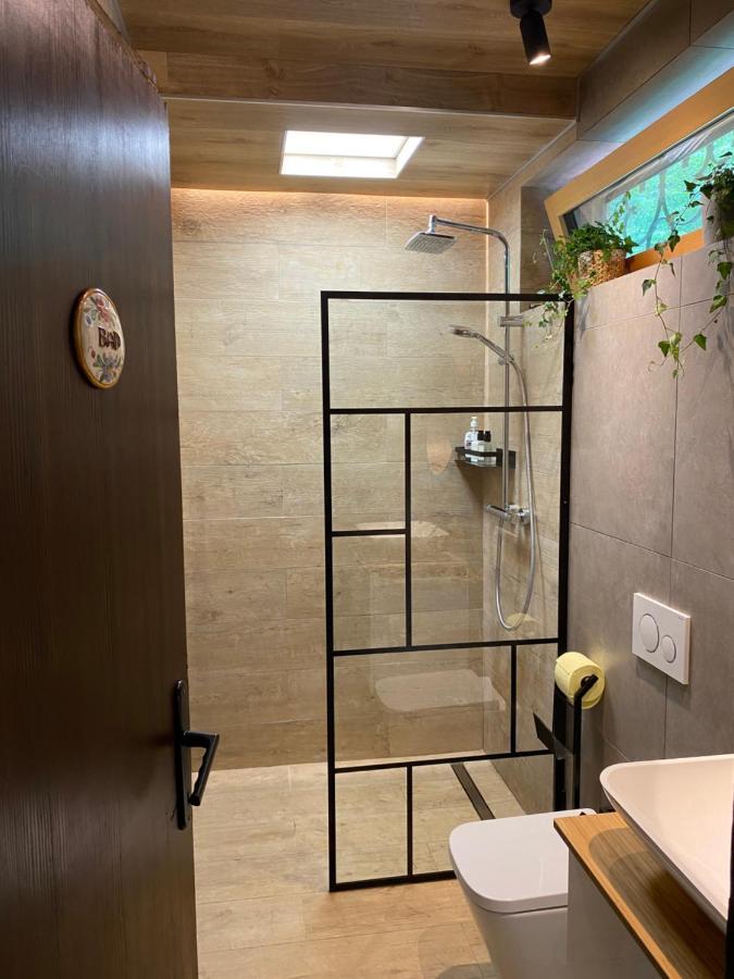 הוילה Pörtschach am Wörthersee Waldhaus Hirsch Bungalow Only For You Self Check In מראה חיצוני תמונה